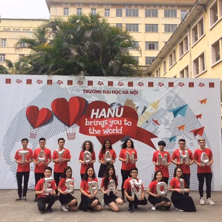 Departamento de Español de Universidad de Hanoi cumple dos décadas de admirable labor ảnh 1