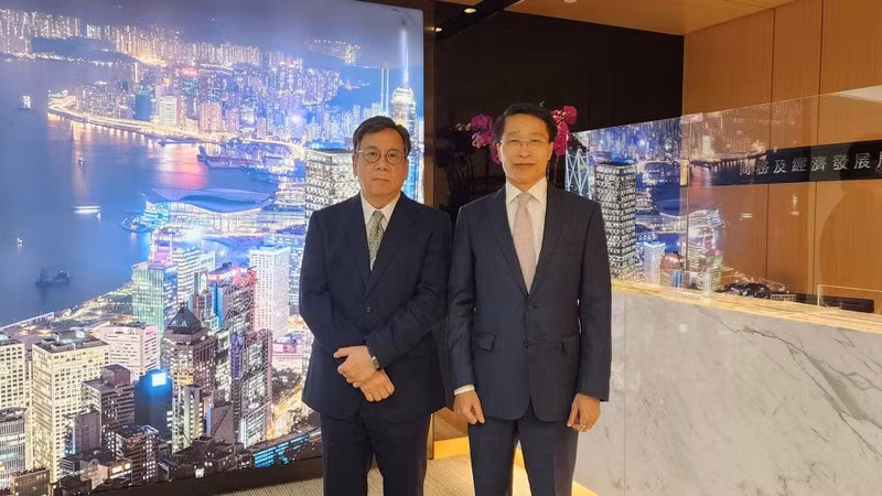 Vietnam y Hong Kong (China) abogan por impulsar cooperación multifacética ảnh 1