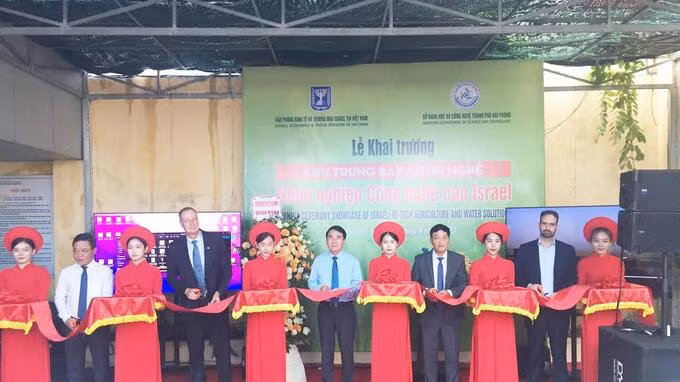 Inauguran área de exhibición de tecnologías agrícolas de Israel en ciudad vietnamita ảnh 2