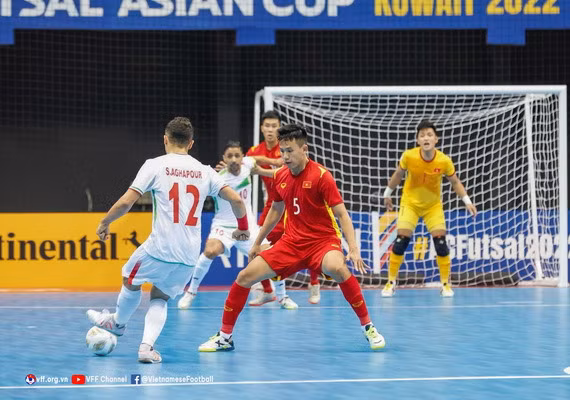 Vietnam se despide de Copa Asiática de Fútbol Sala tras perder ante Irán ảnh 2