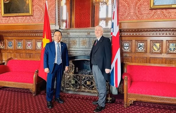 Vietnam es un socio importante de Reino Unido, destaca dirigente británico ảnh 1