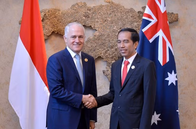 Australia e Indonesia acuerdan reanudar cooperación militar ảnh 1