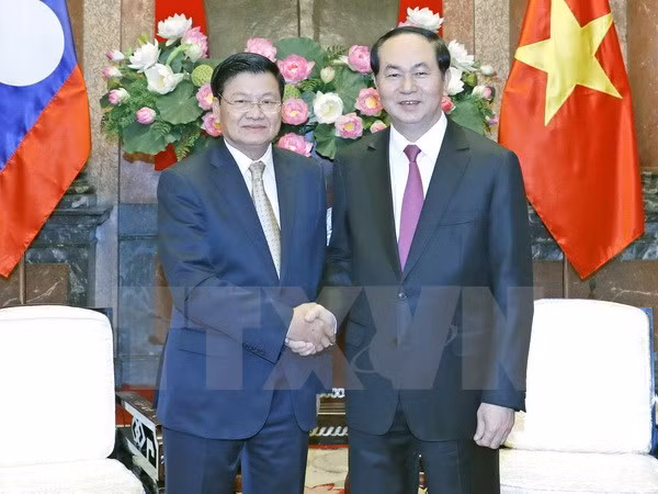 Presidente de Vietnam insta a aumentar conectividad con Laos ảnh 1