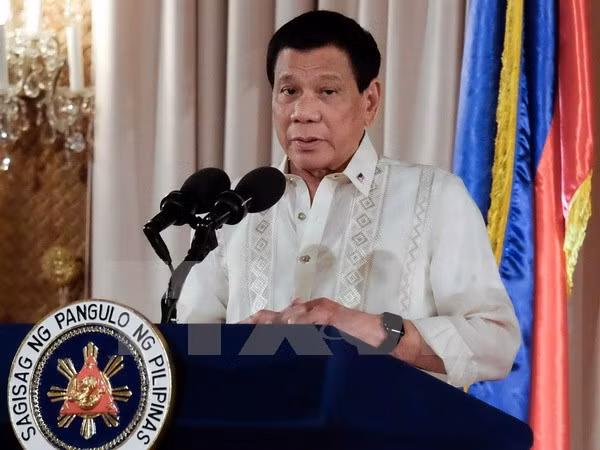 Presidente filipino cancela conversaciones de paz con grupos rebeldes ảnh 1