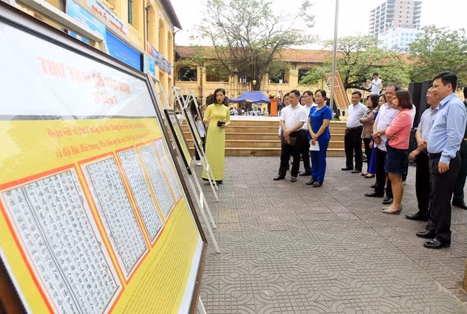 Amplia Vietnam campaña de divulgación en defensa de su mar e islas ảnh 1
