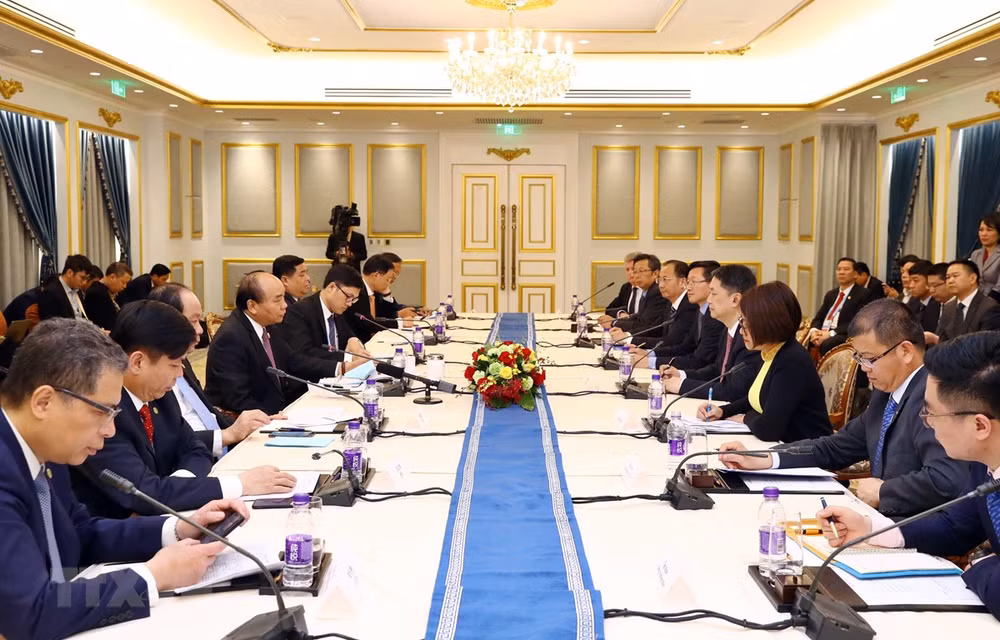 Premier vietnamita llama a inversiones de empresas chinas en infraestructura ảnh 1