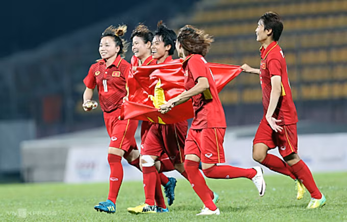 Derrotó Vietnam a Hong Kong en juego clasificatorio de fútbol femenino para Olimpiadas 2020 ảnh 1