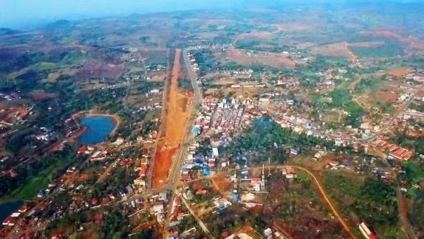 Vietnam invierte en 190 proyectos en Camboya ảnh 1