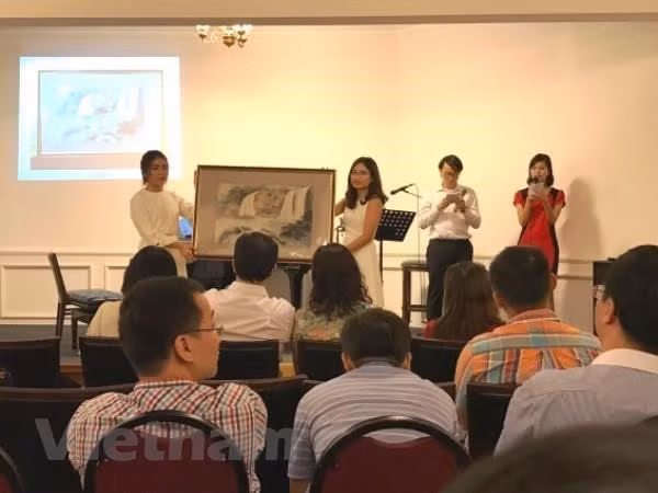 Brinda Fondo “Acompañamiento” apoyo a estudiantes vietnamitas ảnh 1