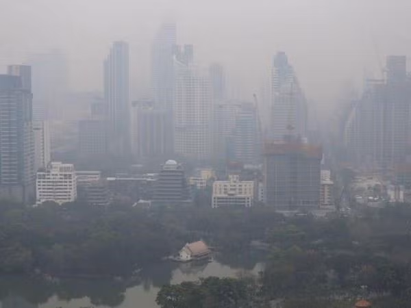 Alerta en Tailandia por la contaminación del aire en el norte del país ảnh 1