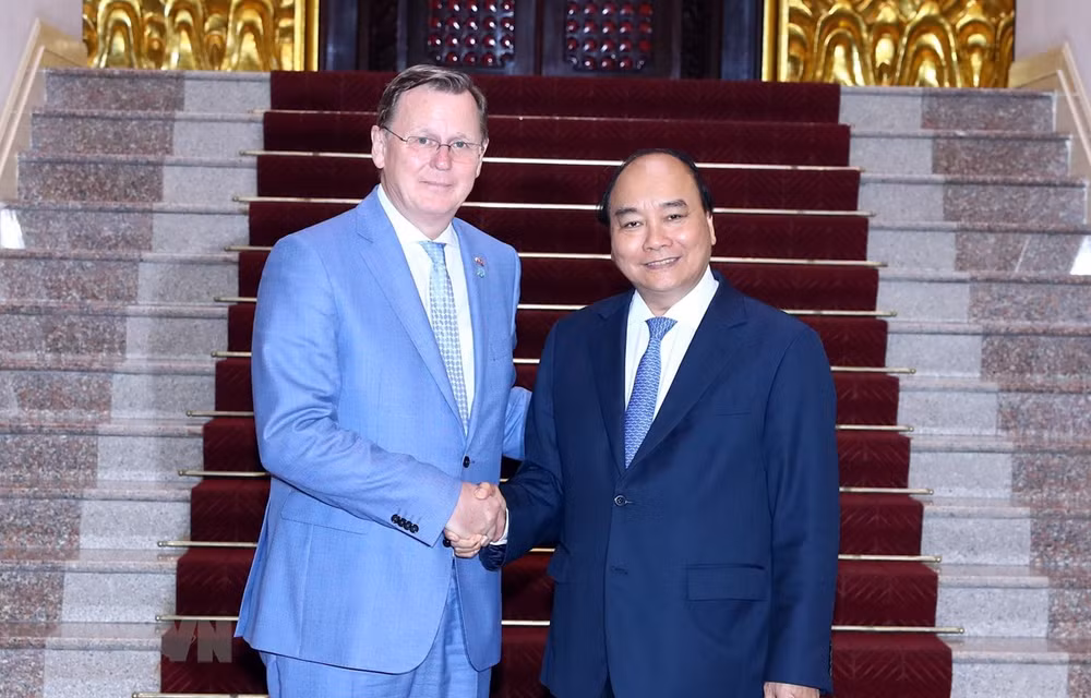 Estimula premier de Vietnam inversiones del estado alemán de Turingia ảnh 1 Estimula premier de Vietnam inversiones del estado alemán de Turingia ảnh 1
