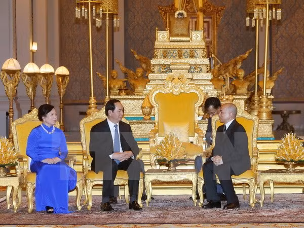 Destacan significado de visita de presidente vietnamita a Laos y Camboya ảnh 2