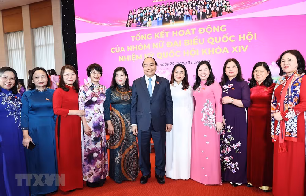 Diputadas de la Asamblea Nacional de Vietnam para el período 2016-2021: Impronta de igualdad y progreso ảnh 1
