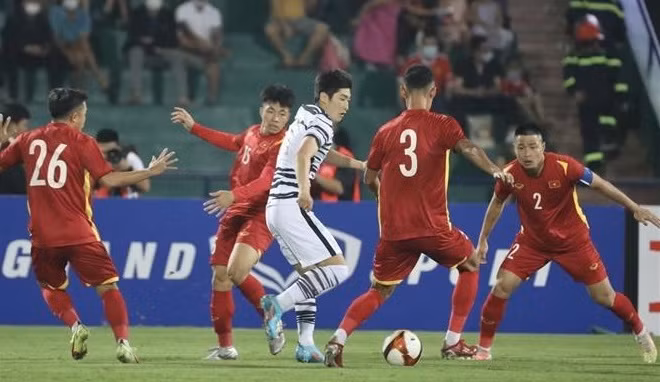 Vietnam y Corea del Sur empatan 1-1 en partido amistoso en antesala de SEA Games 31 ảnh 1 Vietnam y Corea del Sur empatan 1-1 en partido amistoso en antesala de SEA Games 31 ảnh 1