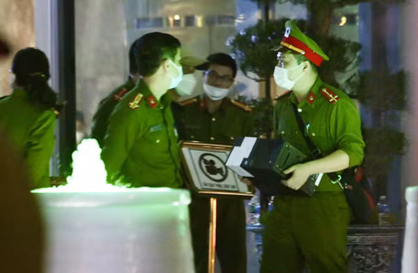 Instan a brindar datos bancarios de involucrados en caso de FLC en Vietnam ảnh 1