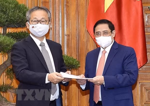 Relaciones Vietnam-Japón avanzan con pasos sólidos, según embajador nipón ảnh 2