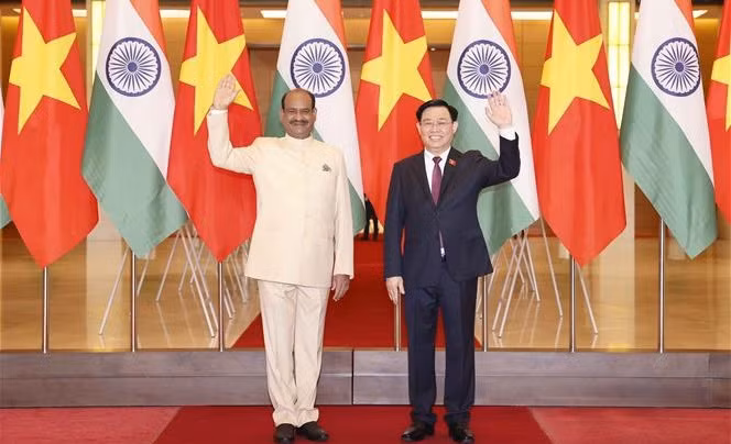 Destacan significado de la visita del presidente de la Cámara Baja india a Vietnam ảnh 1