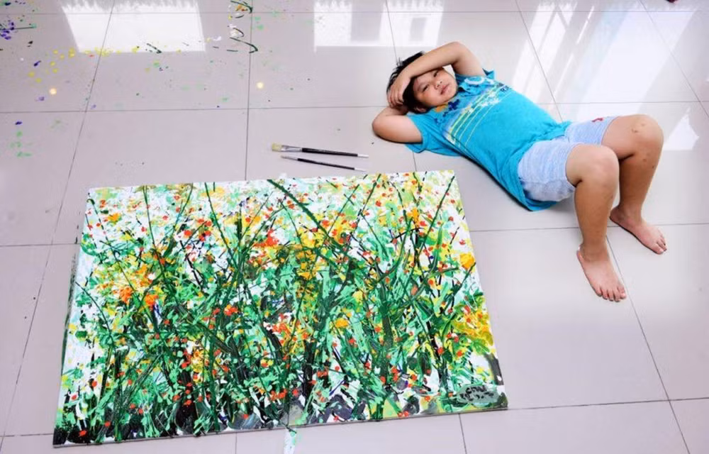 Pinturas de joven artista vietnamita exhibidas en Reino Unido ảnh 1