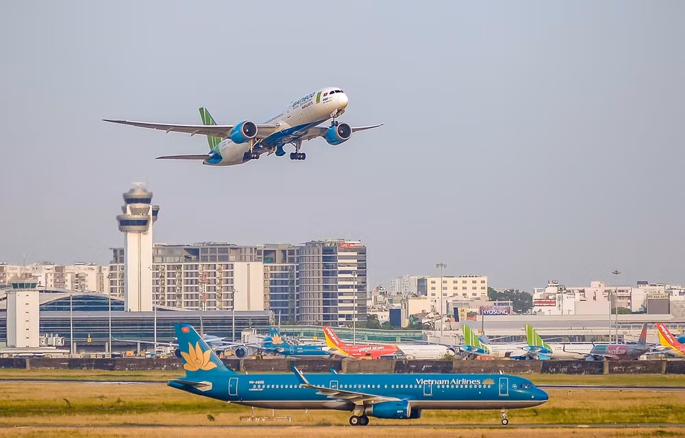 Aerolíneas nacionales enfrentan dificultades por pandemia de COVID-19 ảnh 1 Aerolíneas nacionales enfrentan dificultades por pandemia de COVID-19 ảnh 1