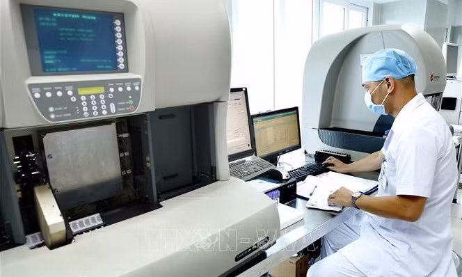Tecnología, herramienta eficaz en la lucha contra el COVID-19 ảnh 2