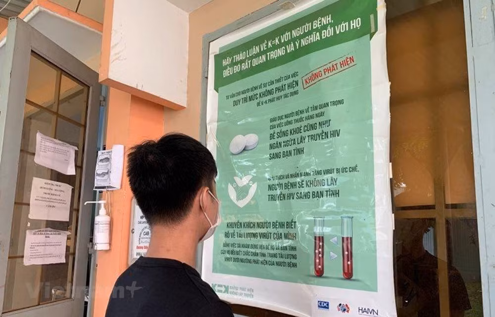 Aumenta tendencia de contagios de VIH/SIDA entre adolescentes vietnamitas ảnh 1