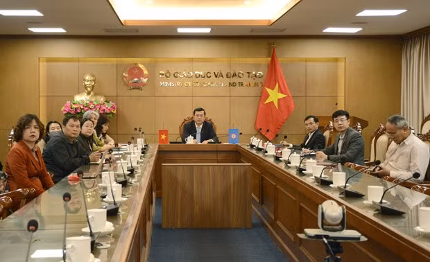 Vietnam encabeza Sudeste Asiático en resultados de enseñanza primaria ​ ảnh 2