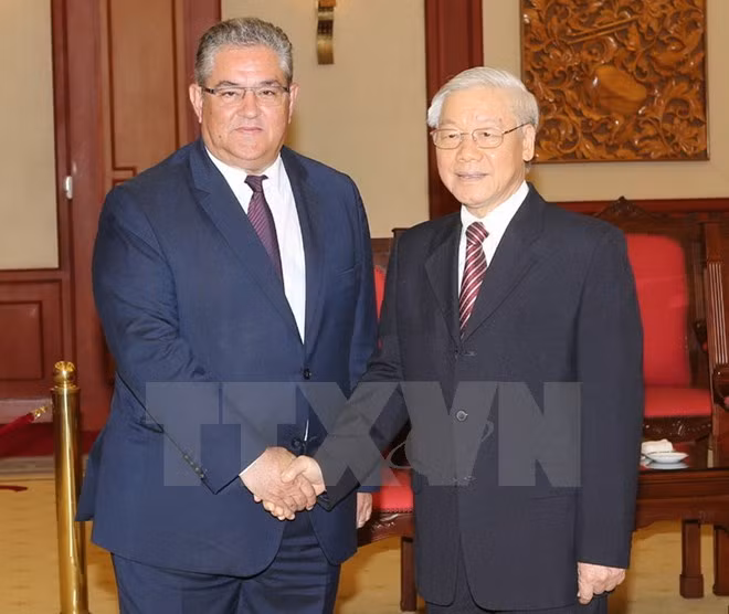 Partidos Comunistas de Vietnam y Grecia consolidan cooperación ảnh 1