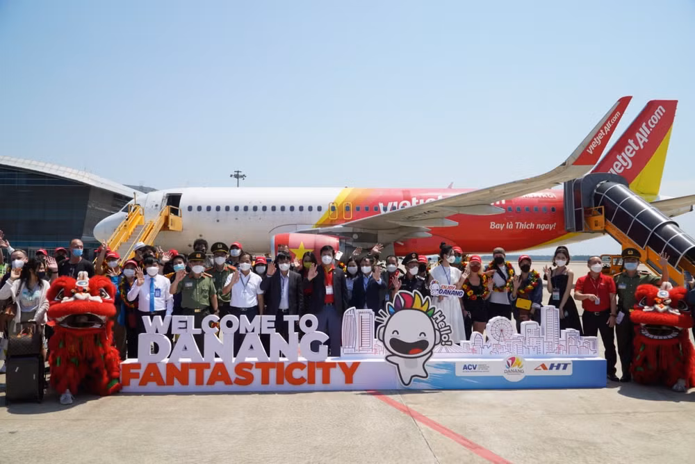 Vietjet restaura ruta aérea entre la ciudad vietnamita de Da Nang y Tailandia ảnh 1
