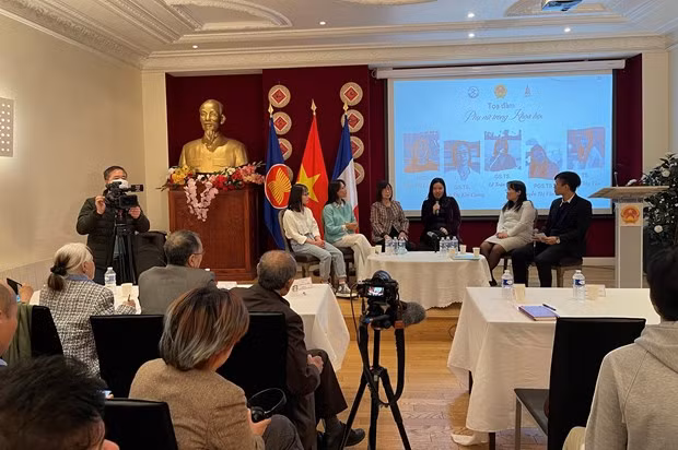 Seminario honra a generaciones de científicas vietnamitas en Francia ảnh 1 Seminario honra a generaciones de científicas vietnamitas en Francia ảnh 1