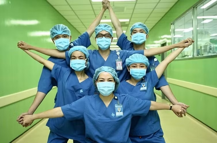 📝Enfoque: Vietnam con su fuerza de la solidaridad y humanidad ảnh 2