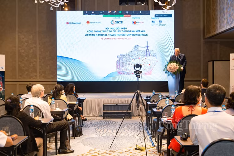 Vietnam inaugurará su punto de referencia comercial nacional ảnh 2
