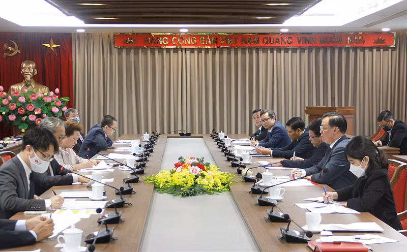 Buscan acelerar construcción de ciudad inteligente en norte de Hanoi ảnh 2