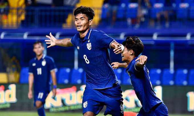 Futbolista tailandés despierta interés de clup japonés ảnh 1