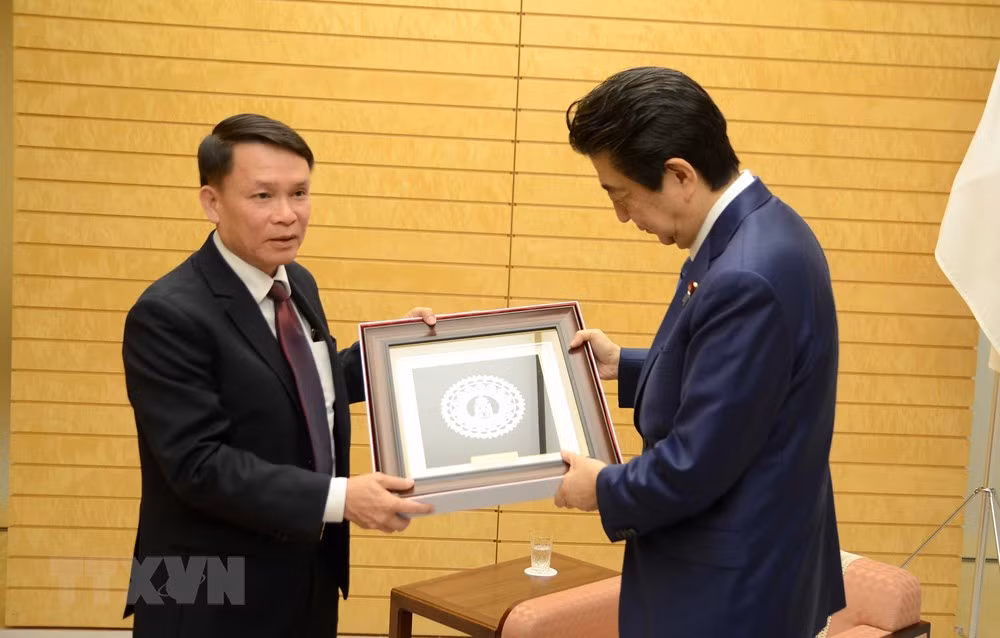 Realiza delegación de la Agencia Vietnamita de Noticias visita a Japón ảnh 1