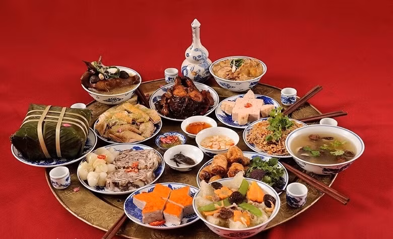 Bandejas de comida tradicional de Hanoi para las vacaciones del Tet ảnh 1