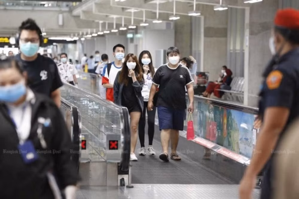 Tailandia rescinde reglas de vacunación contra COVID-19 para visitantes ảnh 1