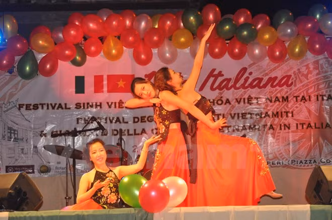Día de cultura vietnamita en Italia: puente de amistad bilateral ảnh 1 Día de cultura vietnamita en Italia: puente de amistad bilateral ảnh 1