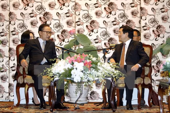  Recibe presidente vietnamita a exmandatario sudcoreano ảnh 1