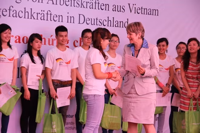 Amplía Alemania proyecto de capacitación a enfermeros vietnamitas ảnh 1