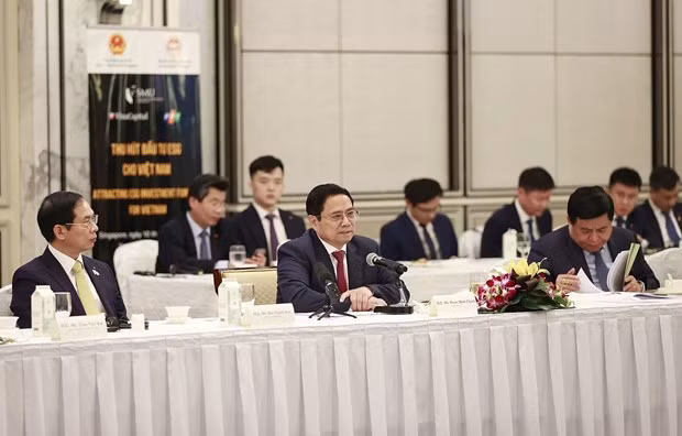 Aclaran dudas de inversores singapurenses sobre políticas de inversión de Vietnam ảnh 1