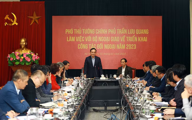Exhortan a Cancillería vietnamita a impulsar su rol pionero en asuntos exteriores ảnh 1