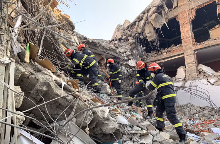 Misión vietnamita inicia operaciones de rescate en Turquía ảnh 2