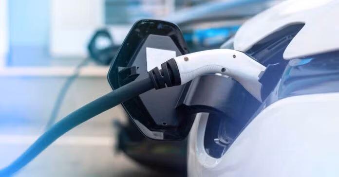 Gobierno de Laos promueve uso de vehículos electrónicos para ahorrar energía ảnh 1