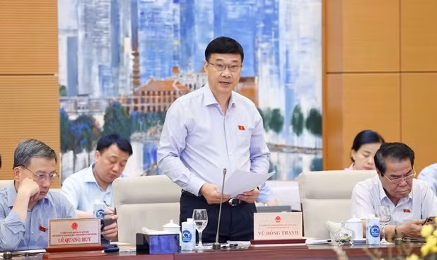Parlamento vietnamita por garantizar descentralización en aprobación de contratos petroleros ảnh 1 Parlamento vietnamita por garantizar descentralización en aprobación de contratos petroleros ảnh 1