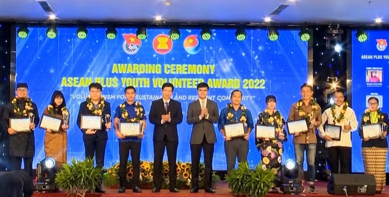 Entregan Premio abierto de Jóvenes Voluntarios de ASEAN 2022 ảnh 1