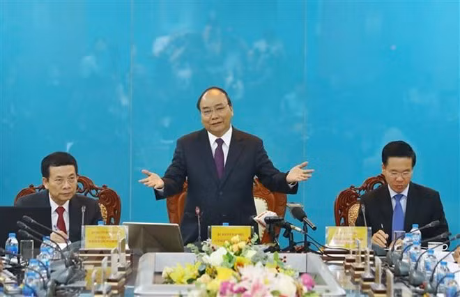 Primer ministro: Vietnam debe convertirse en una potencia en tecnología de la información ảnh 1