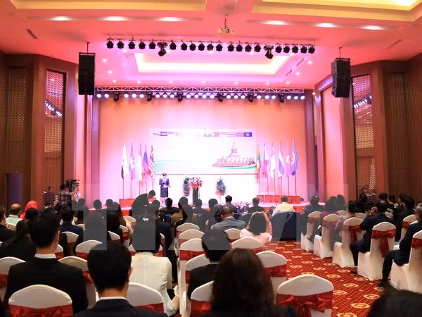 Inauguran en Laos reunión del Comité de Cultura e Información de ASEAN ảnh 1
