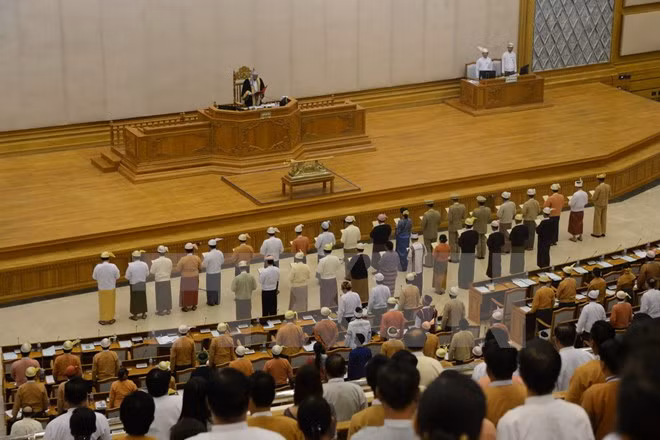 Gobierno de Myanmar acepta reclamaciones de población sobre corrupción ảnh 1