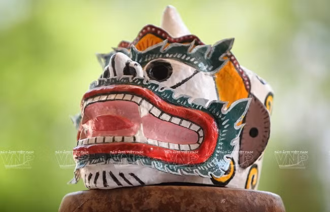 Empeñado khmer en conservar valor de misteriosas máscaras ảnh 11