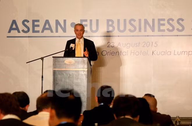  Celebran Cumbre de Negocios ASEAN- UE en Malasia ảnh 1
